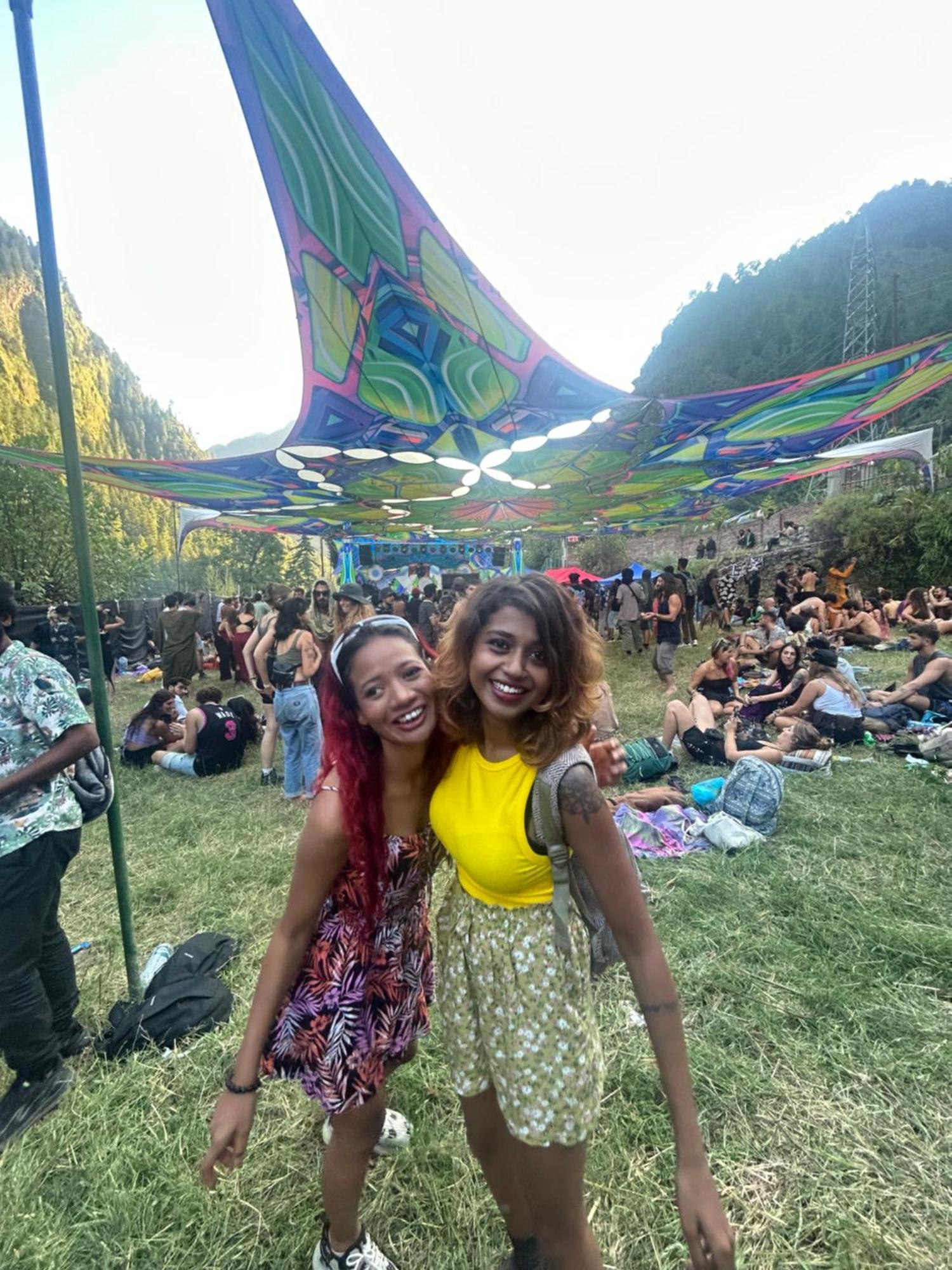 Formosa Hostel & Cafe Kasol Exteriör bild