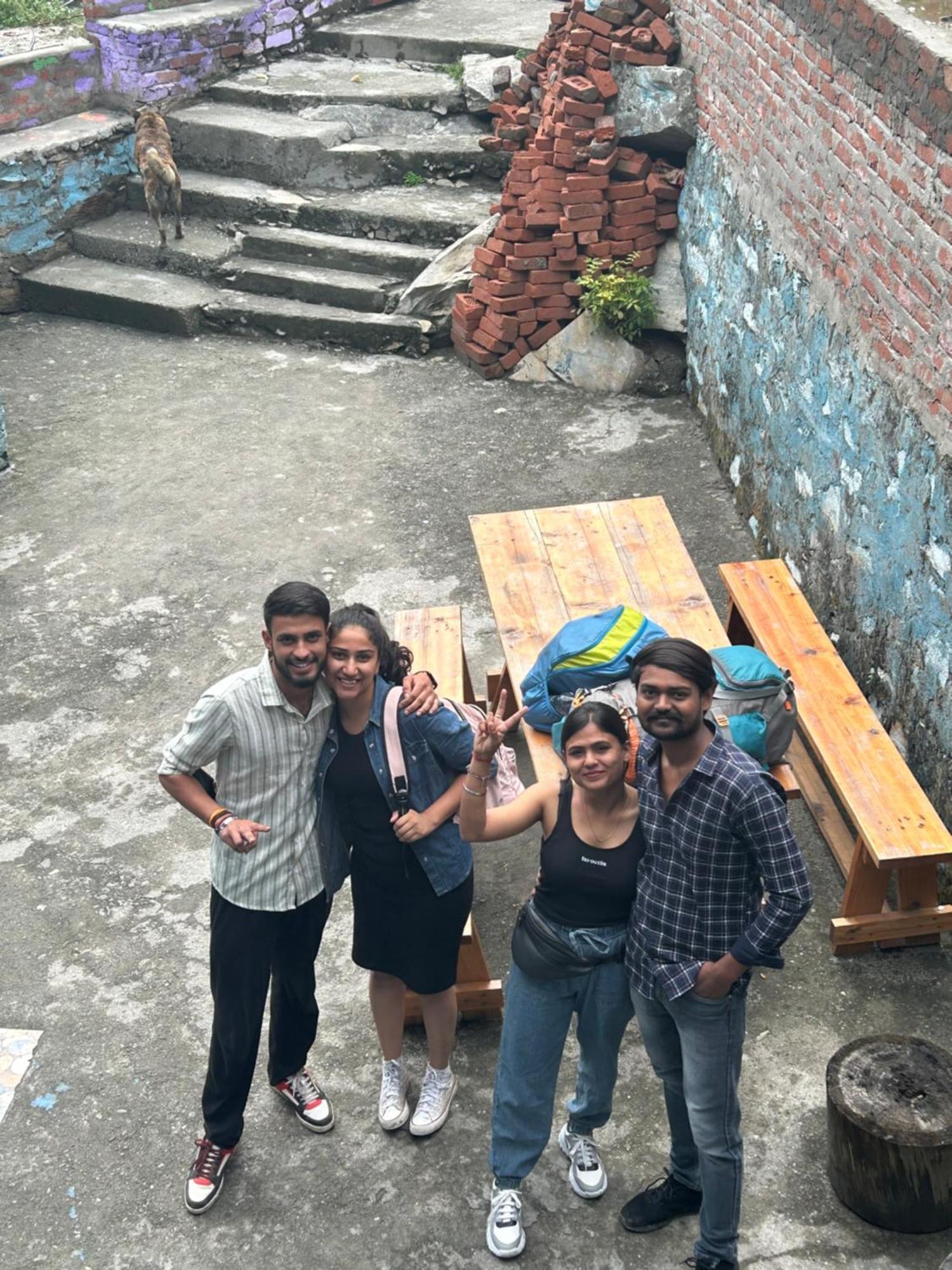 Formosa Hostel & Cafe Kasol Exteriör bild