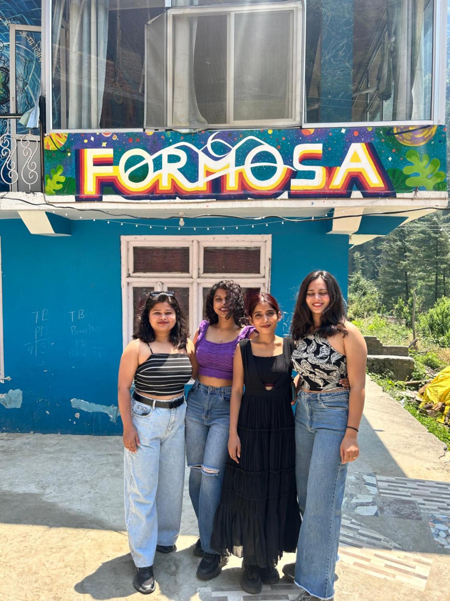 Formosa Hostel & Cafe Kasol Exteriör bild