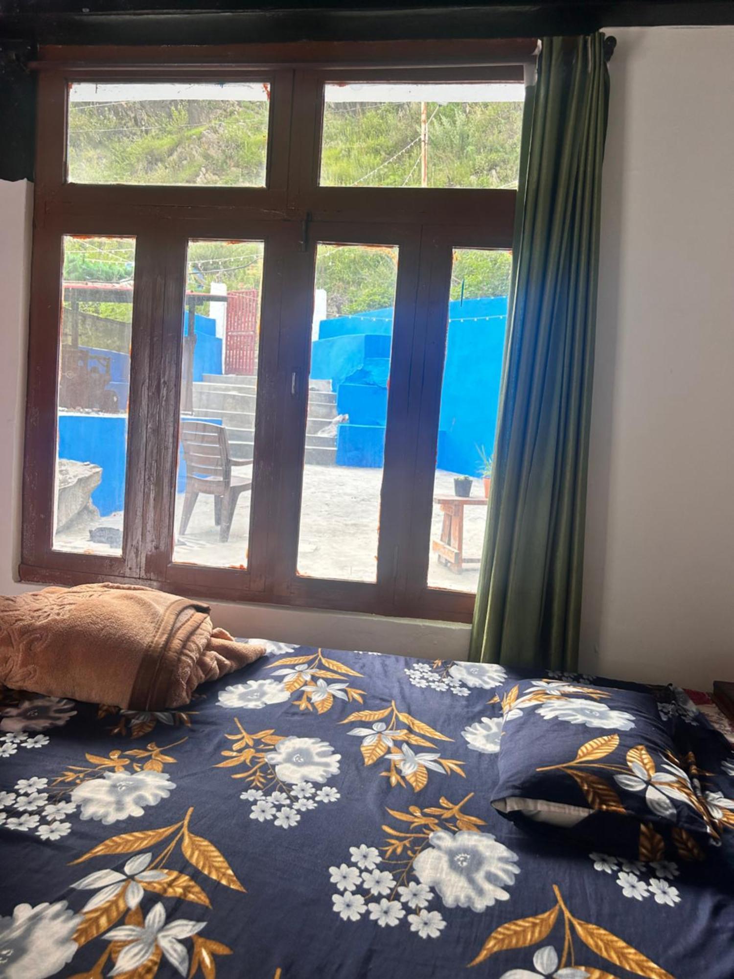Formosa Hostel & Cafe Kasol Exteriör bild