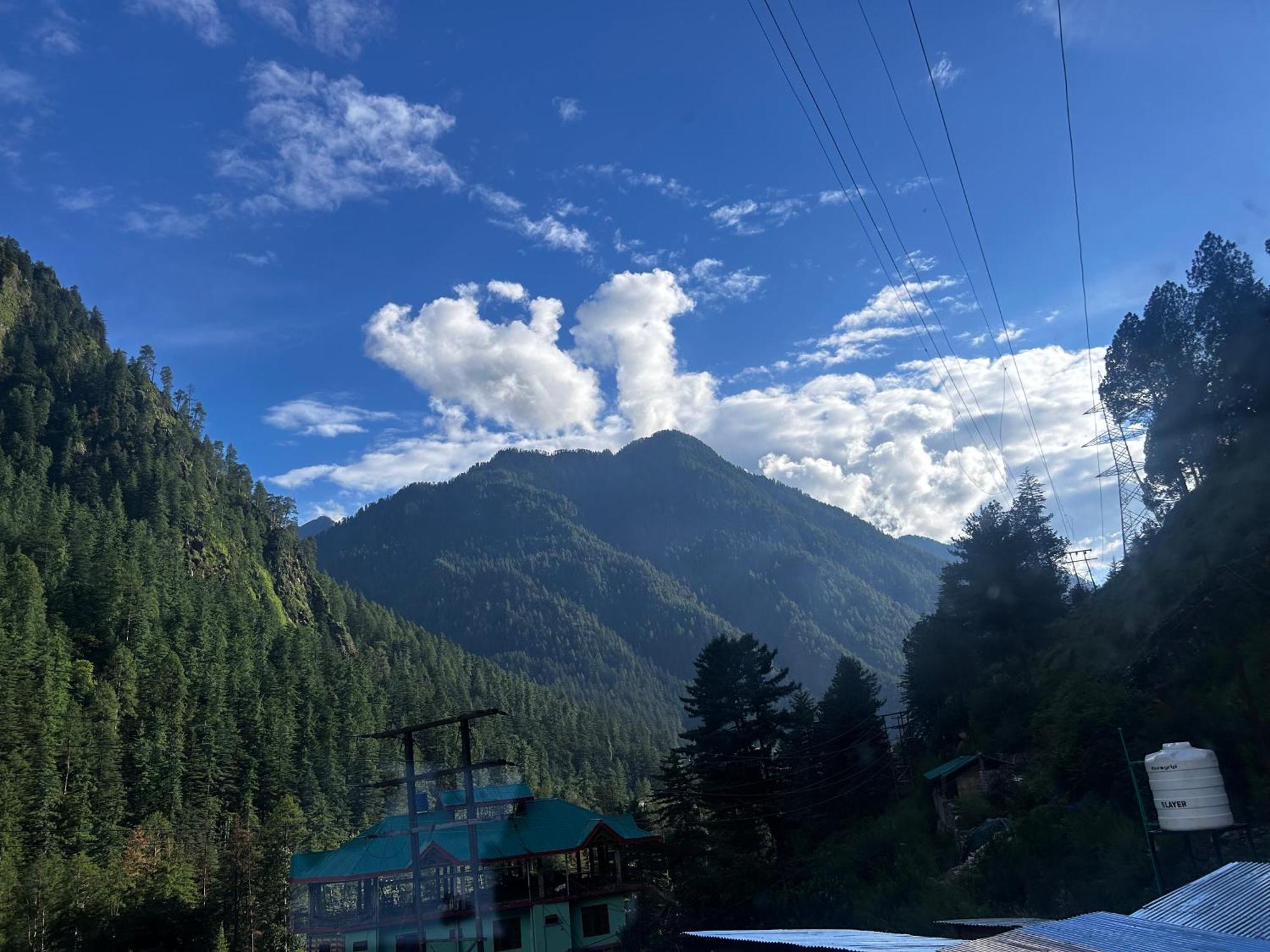 Formosa Hostel & Cafe Kasol Exteriör bild