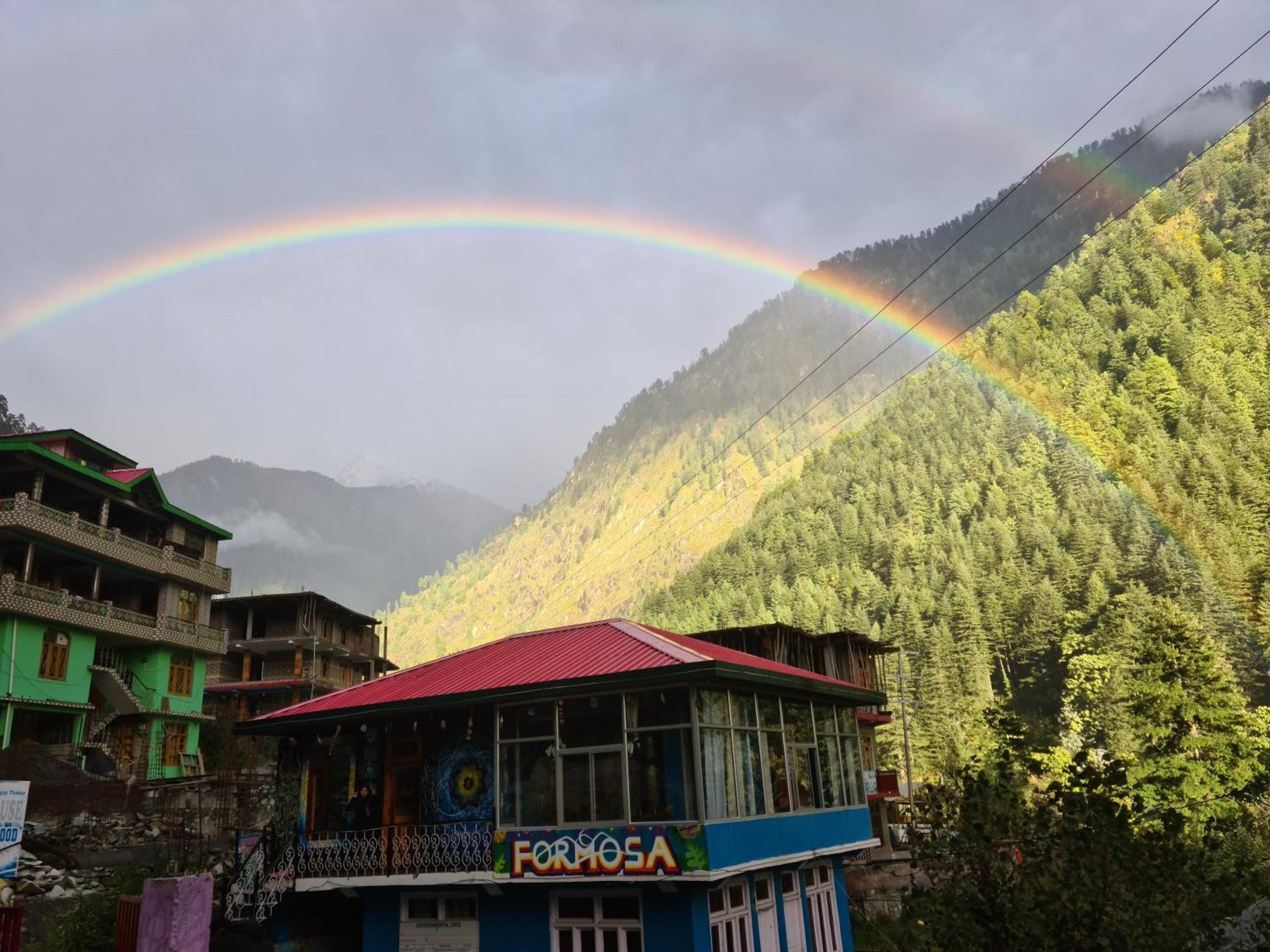 Formosa Hostel & Cafe Kasol Exteriör bild