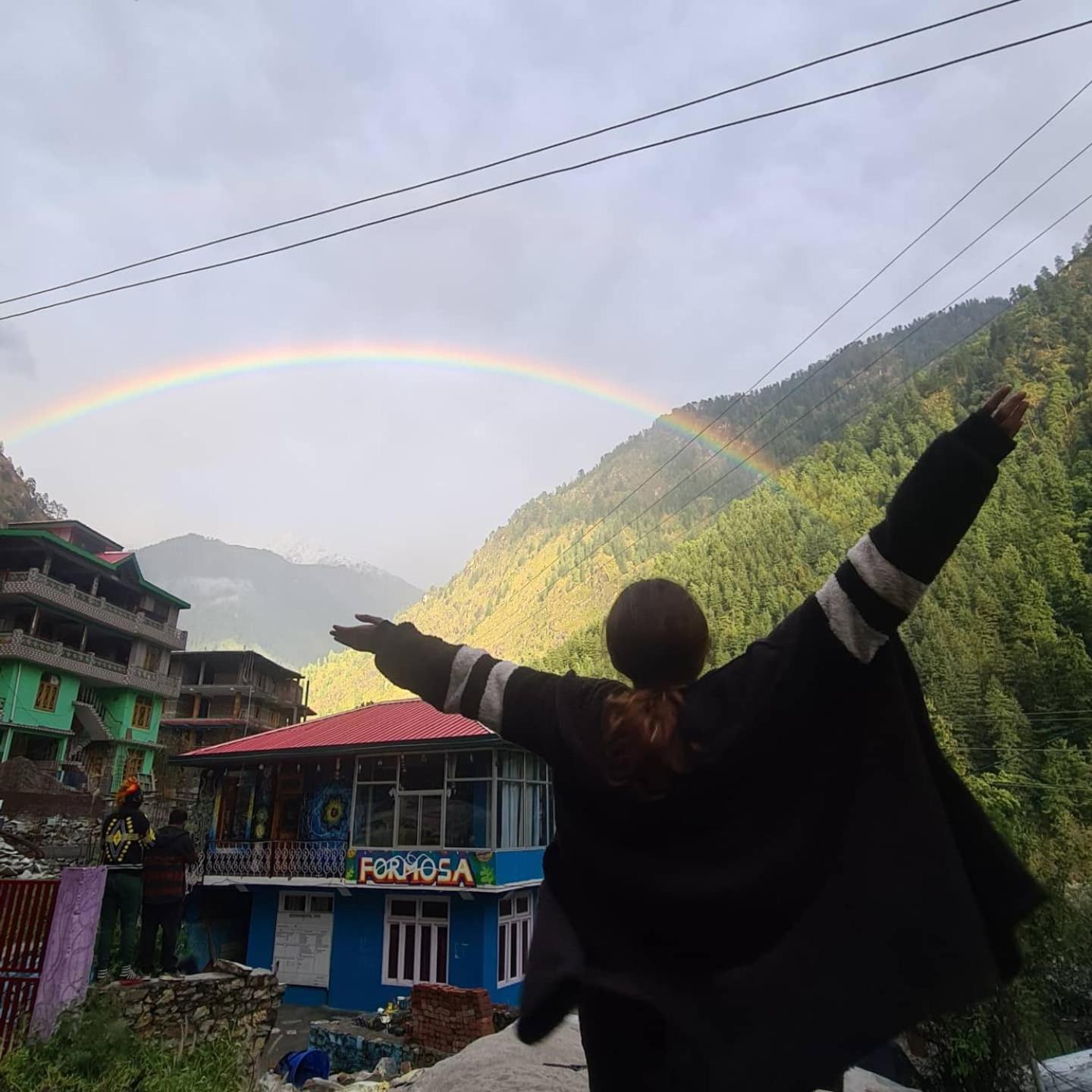 Formosa Hostel & Cafe Kasol Exteriör bild
